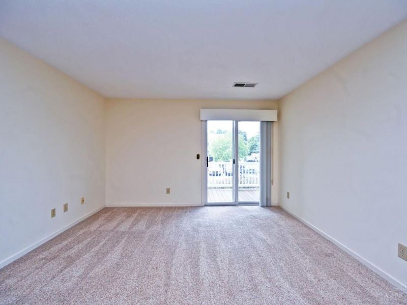 552 Aspen Glen Drive, Unit 905, Union Township, OH 45244 Photo 4