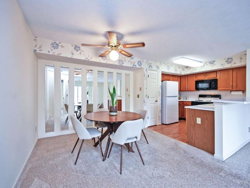 552 Aspen Glen Drive, Unit 905, Union Township, OH 45244 Photo 6