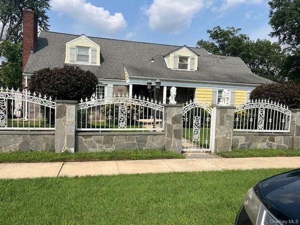 47 Brown Avenue , Hempstead, NY 11550