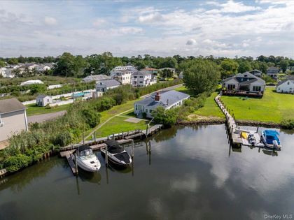 46 Riverdale Avenue  Massapequa, NY 11758