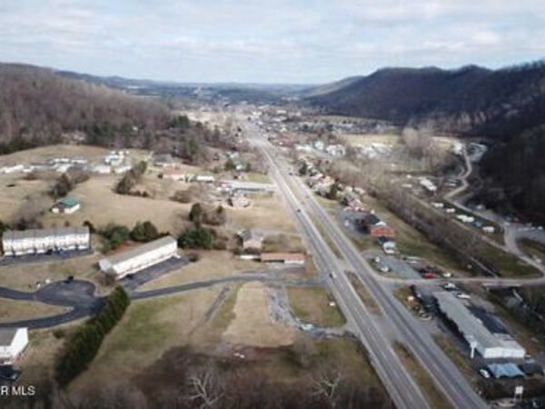 2618 Volunteer Parkway, Bristol, TN 37620