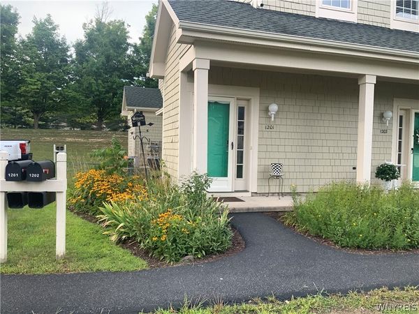 1201 Greymoor , Baldwinsville, NY 13027