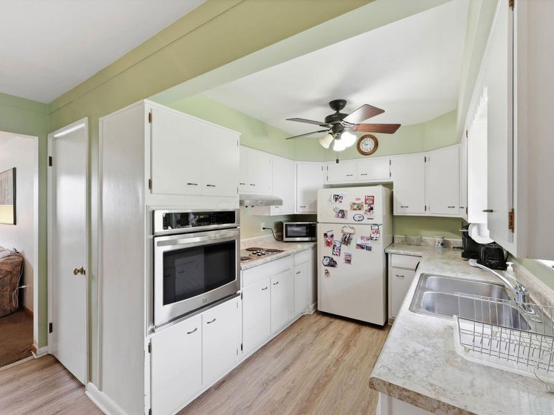 1437 Cunard Road , Columbus, OH 43227 Photo 9