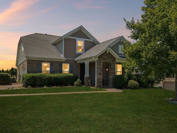 2293 Dewey Dr , Spring Hill, TN 37174