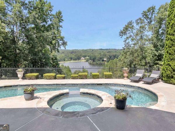 701 Lake Overlook Drive, Canton, GA 30114