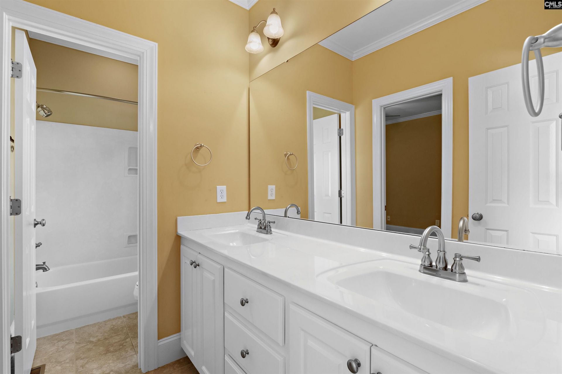 417 Holly Berry Circle Photo 29