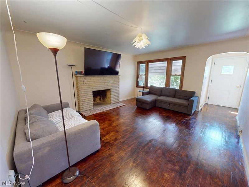 615 Edison Street , Struthers, OH 44471 Photo 3