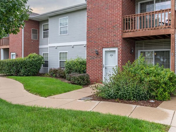 210 E Remer Rd, Elkhorn, WI 53121