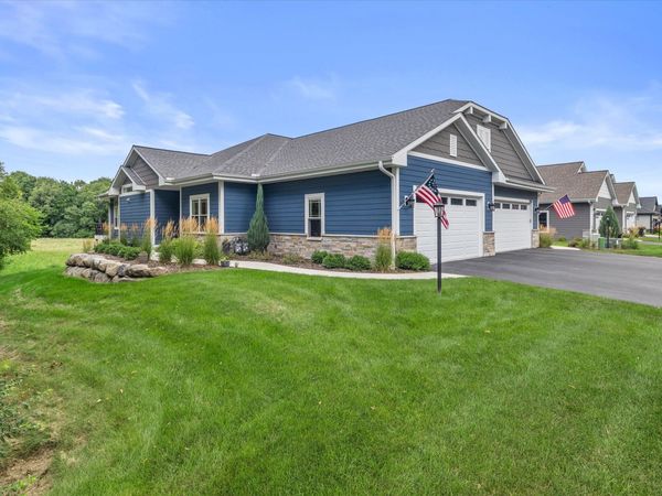19591 Eagle Pass, Unit 47-2, Lannon, WI 53046