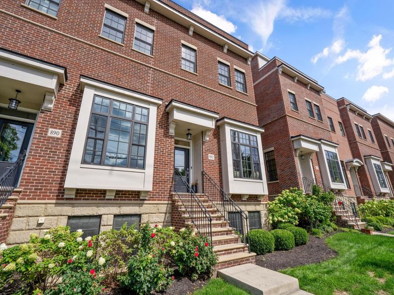 892 S Front Street , Columbus, OH 43206 Photo 3