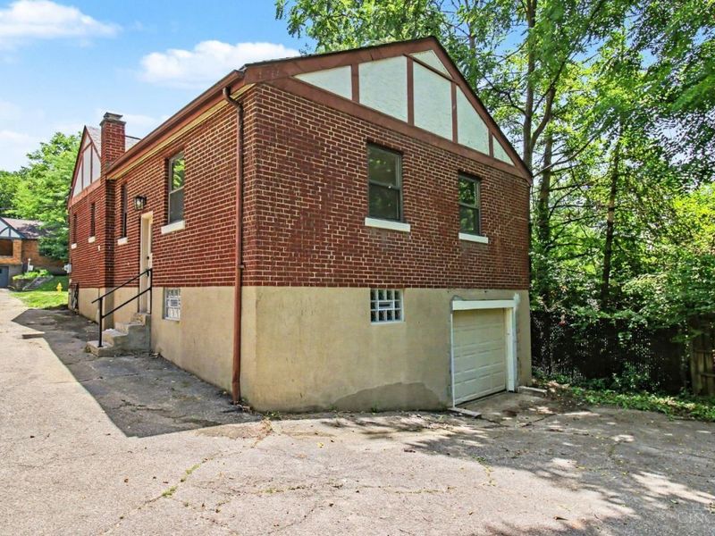 3205 Stanhope Avenue, Cincinnati, OH 45211 Photo 22