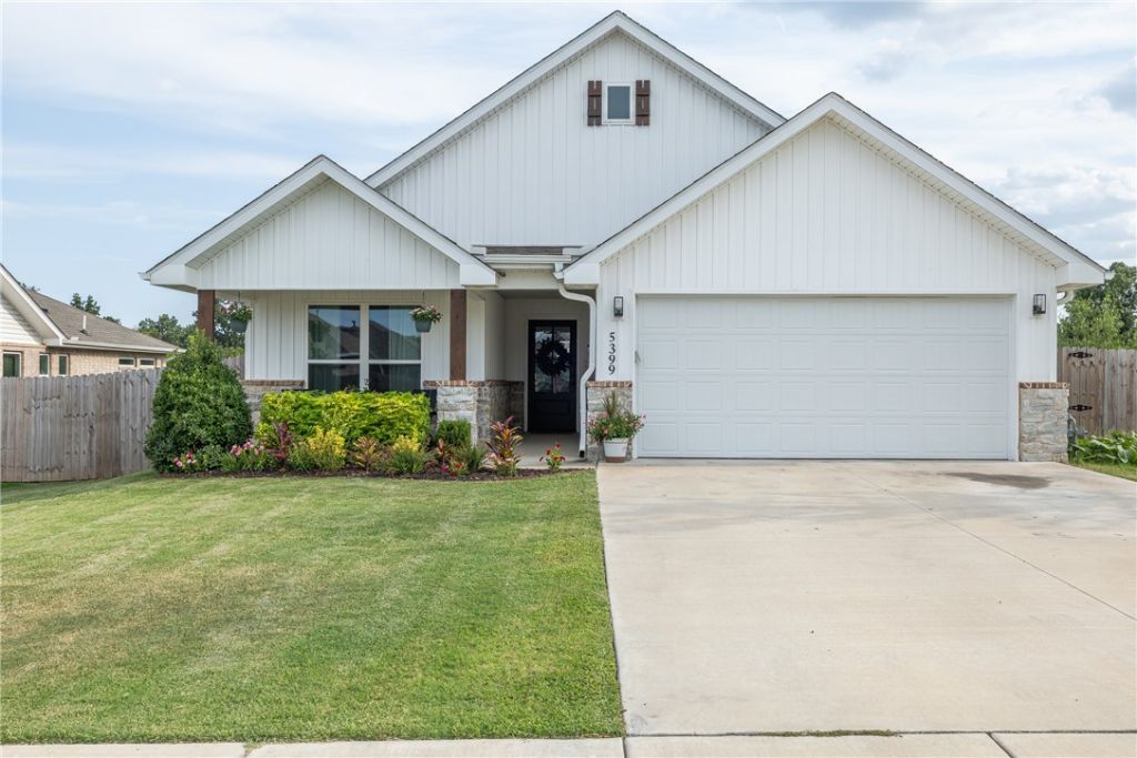 5399 Clear Springs Avenue, Springdale, AR 72762 Main Photo