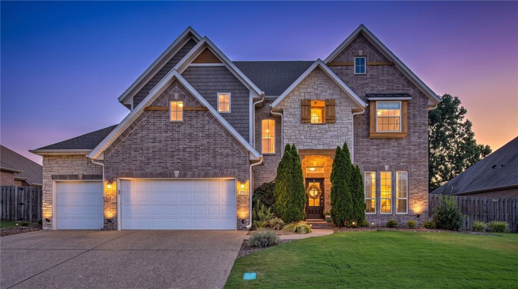 3724 N Jules Verne Avenue, Fayetteville, AR 72704 Main Photo