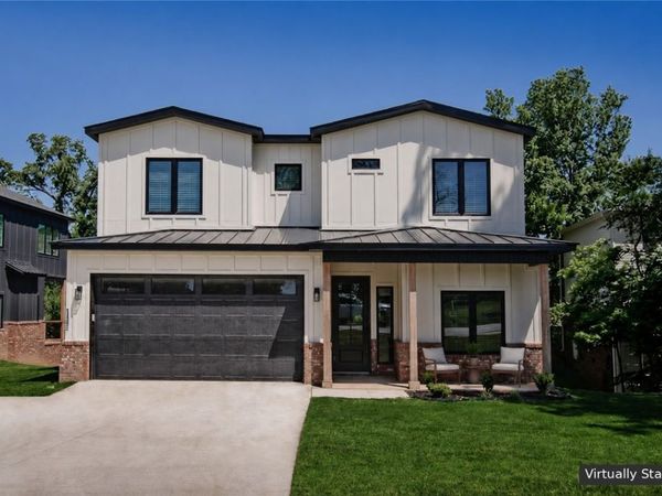 1442 NW Bella Vista Road, Bentonville, AR 72712