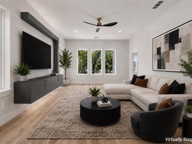 3914 Harlingen Street, Dallas, TX 75212
