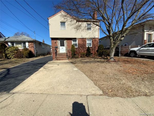 1086 Tulip Avenue , Unit 1, Franklin Square, NY 11010
