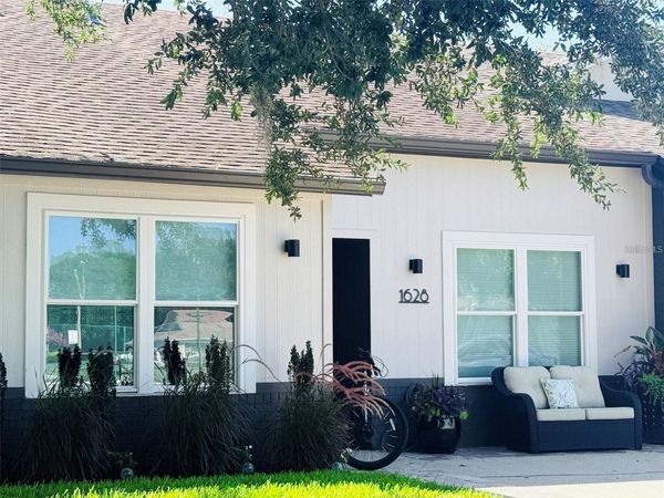 1628 TROPICAL COURT , TAVARES, FL 32778