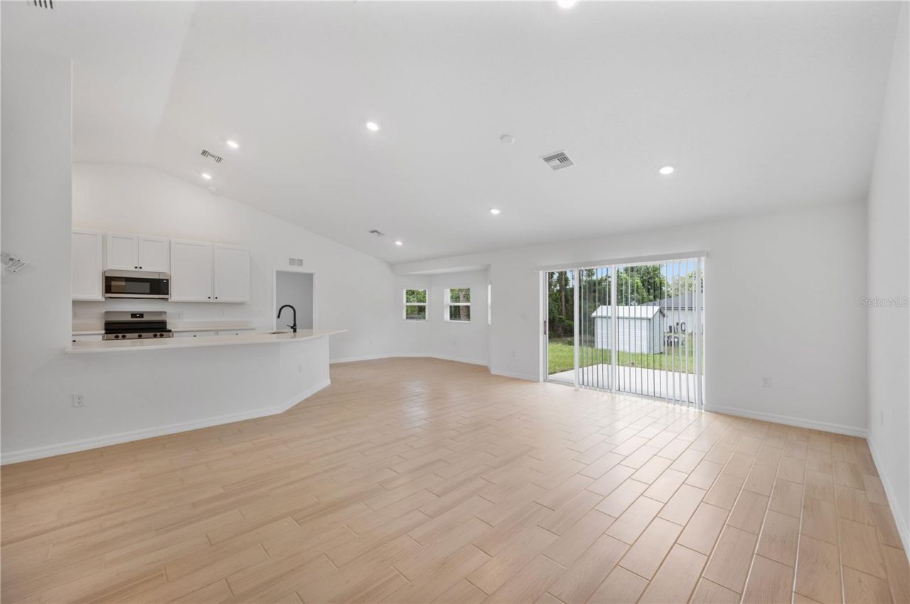 1708 Manatee Drive , Sebring, FL 33870 Photo