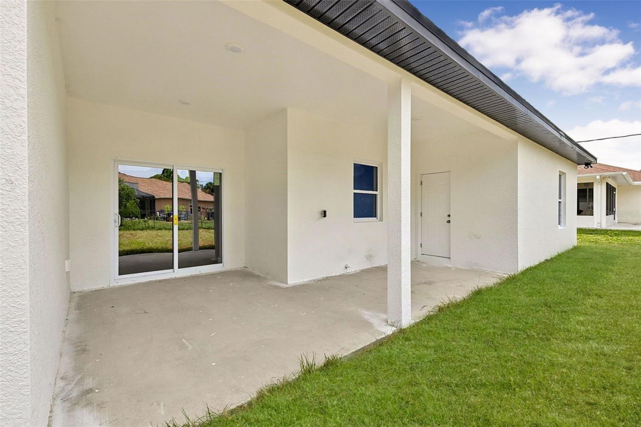 8274 Mossborger Avenue , North Port, FL 34287 Photo