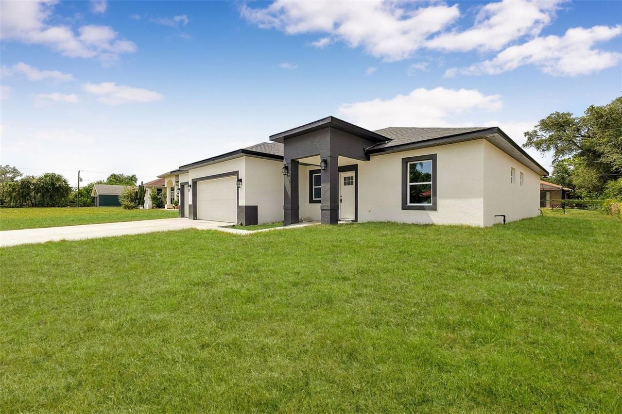 8274 Mossborger Avenue , North Port, FL 34287 Photo