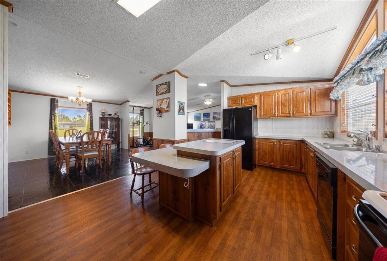 5791 SE 122nd Avenue , Morriston, FL 32668 Photo