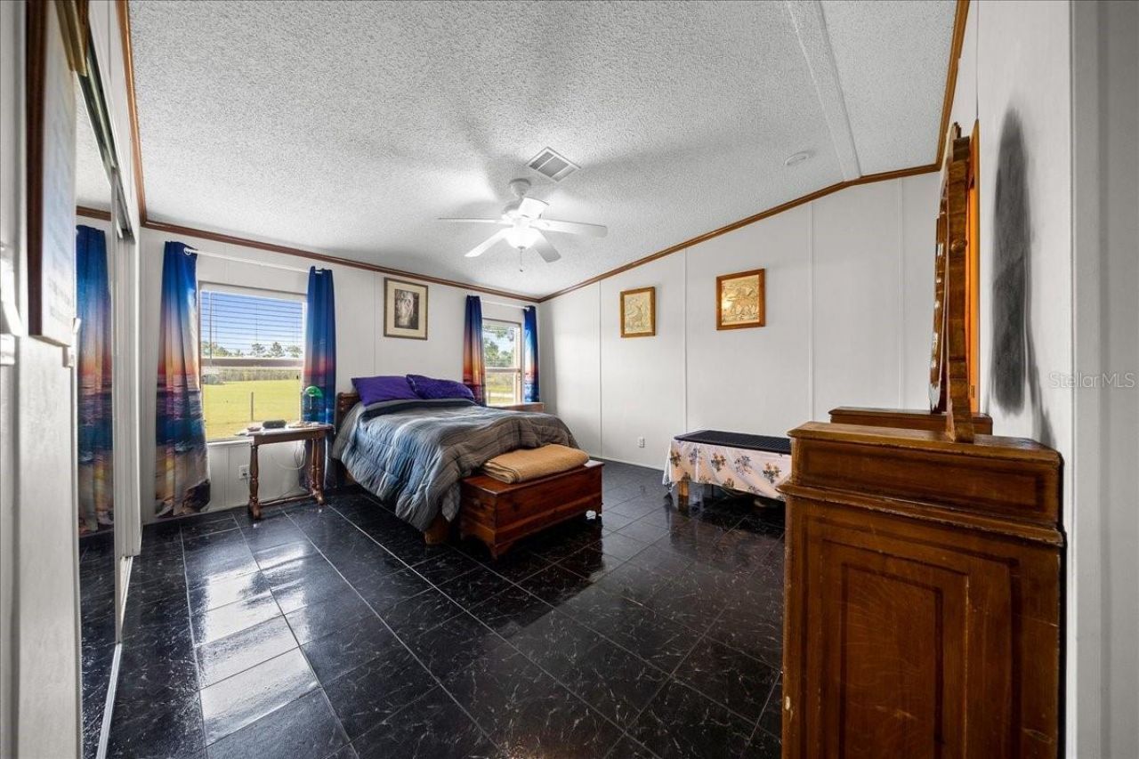 5791 SE 122nd Avenue , Morriston, FL 32668 Photo