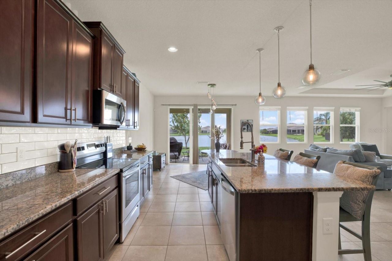 6723 Devesta Loop , Palmetto, FL 34221 Photo