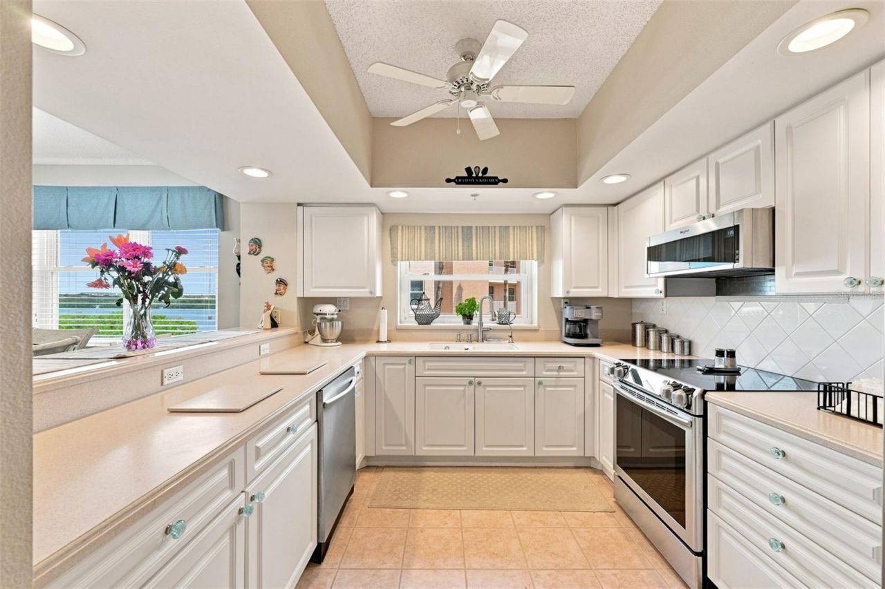6450 Shoreline Drive , Unit 9306, Seminole, FL 33708 Photo