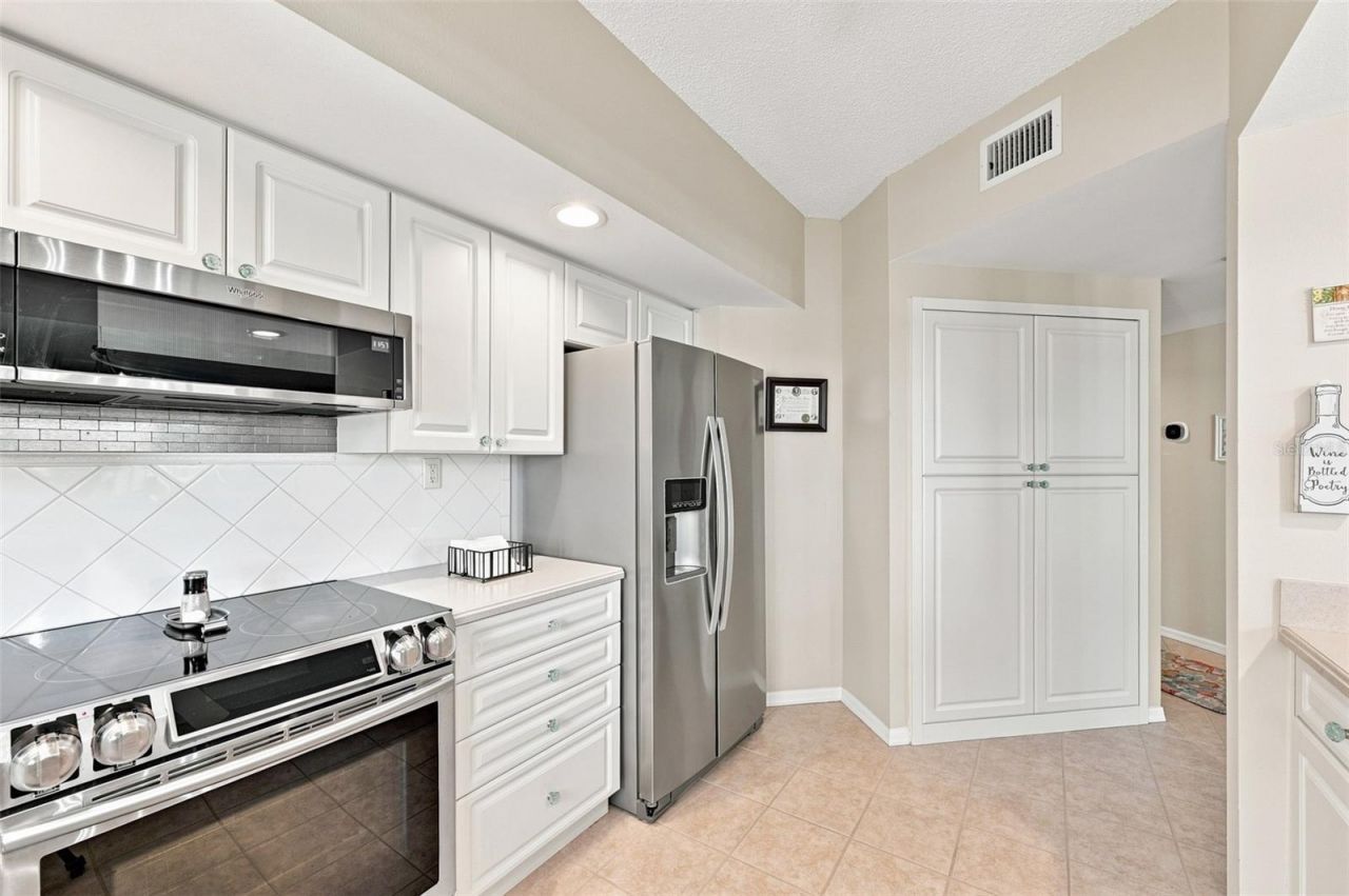 6450 Shoreline Drive , Unit 9306, Seminole, FL 33708 Photo