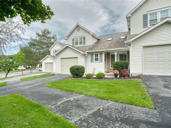 53 Sleepy Hollow , Rochester, NY 14624