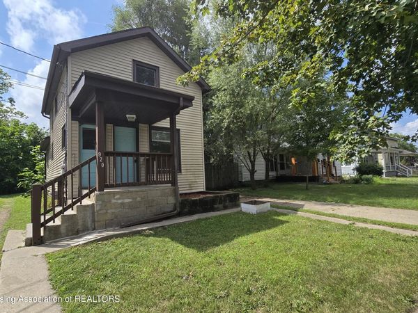 920 Vine Street, Lansing, MI 48912