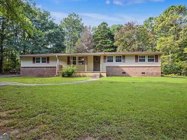 1565 Gordon Road, Moreland, GA 30259
