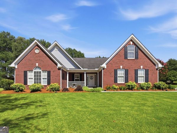 1408 Hidden Cove, Loganville, GA 30052