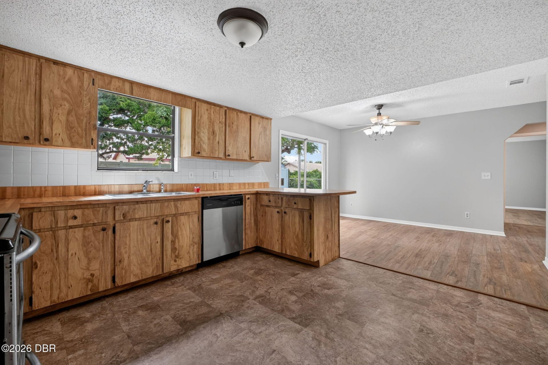 2932 Pine Tree Drive, Edgewater, FL 32141 Photo