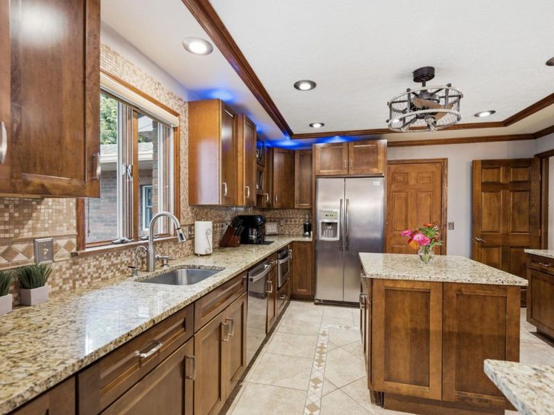5597 Monica Drive, Fairfield, OH 45014 Photo 7