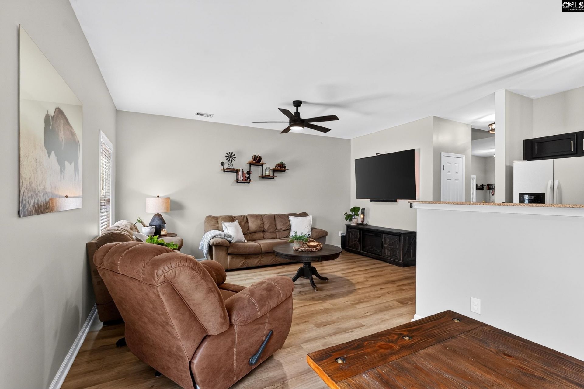 107 Whitton Court  Photo 15