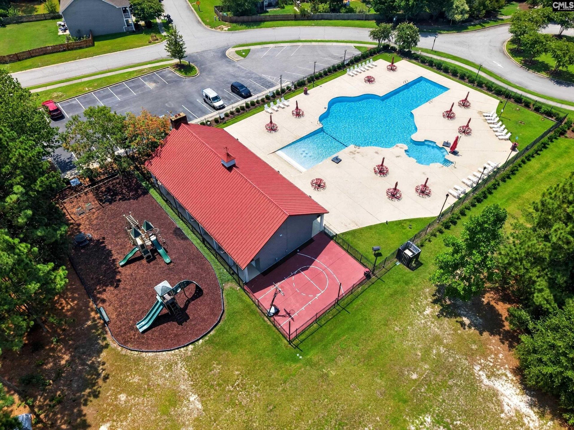 107 Whitton Court  Photo 44