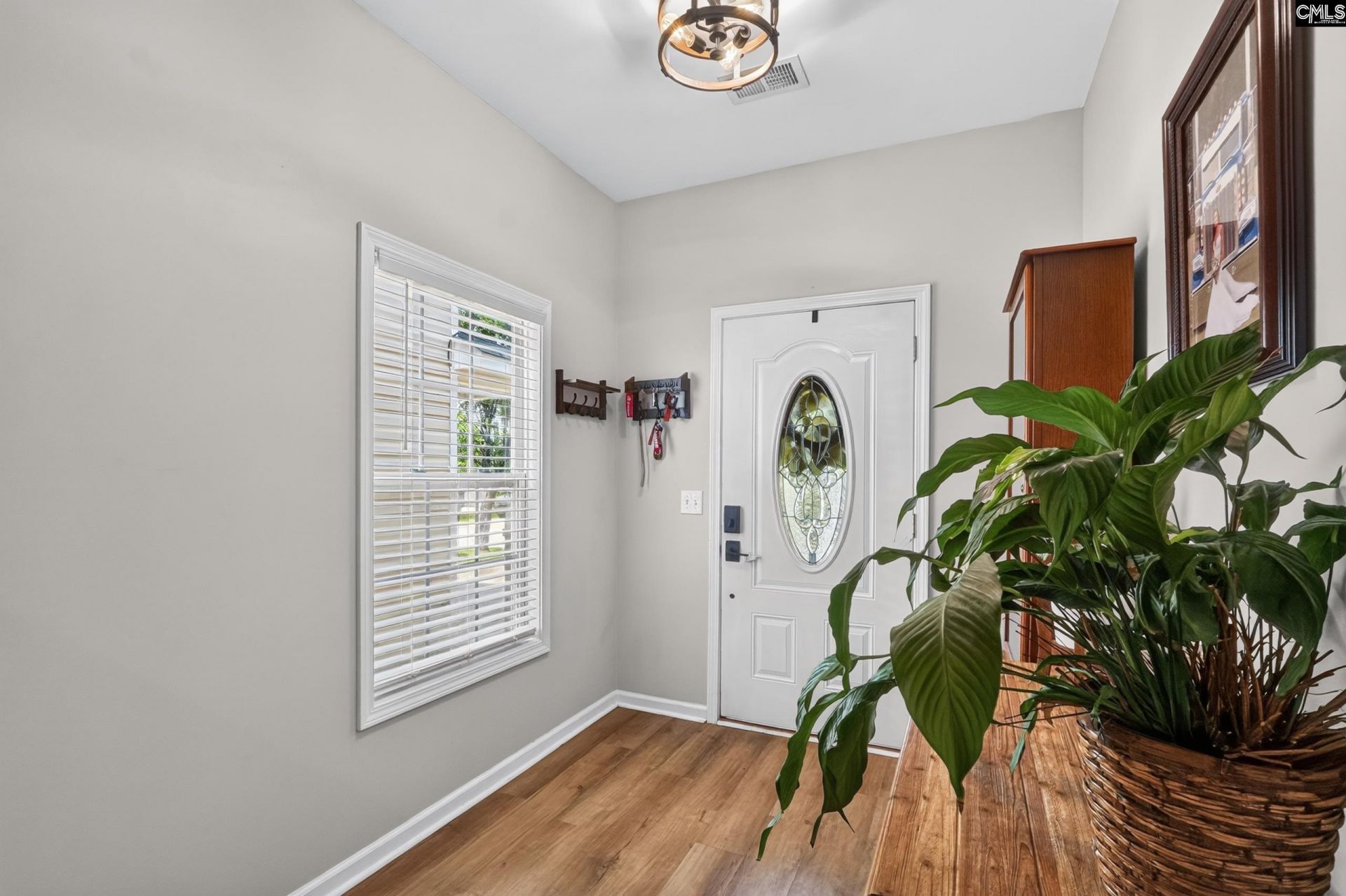 107 Whitton Court  Photo 9