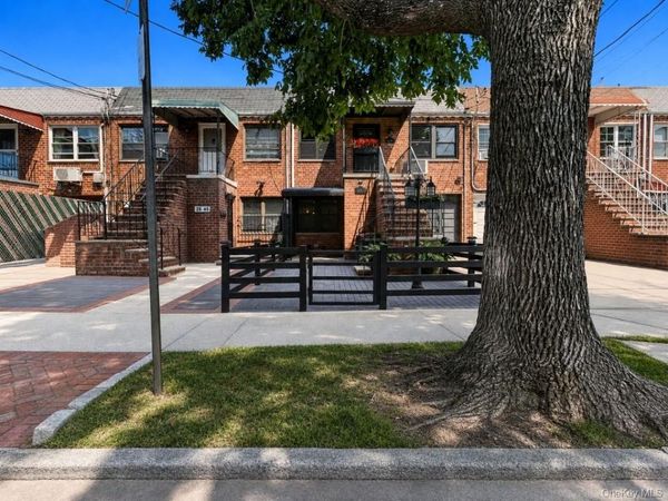 25-47 71st Street , East Elmhurst, NY 11370