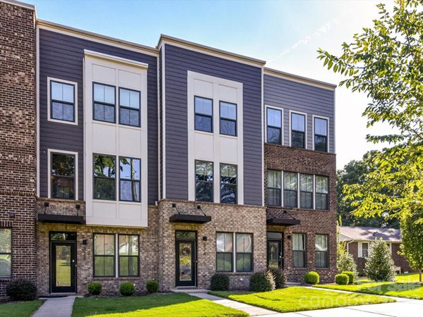 324 Yorkshire Drive , Charlotte, NC 28217