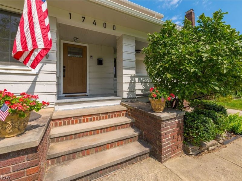 17400 Clifton Boulevard, Lakewood, OH 44107 Photo 3