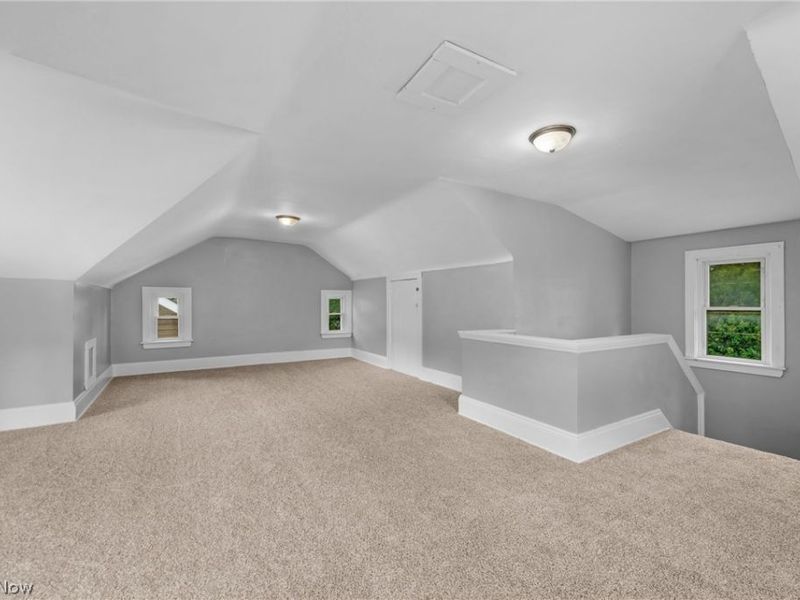 17400 Clifton Boulevard, Lakewood, OH 44107 Photo 33