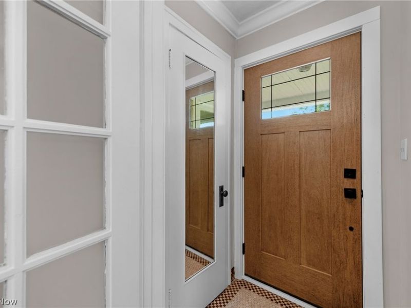 17400 Clifton Boulevard, Lakewood, OH 44107 Photo 38