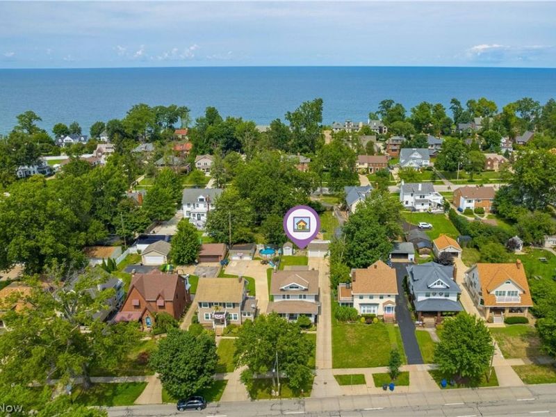 17400 Clifton Boulevard, Lakewood, OH 44107 Photo 4