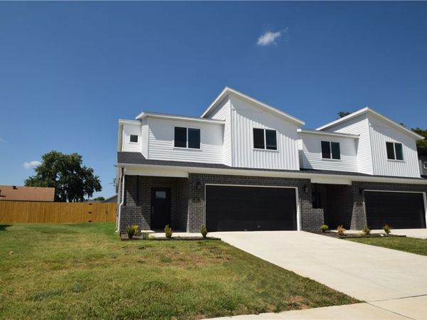 702 Sun Meadows Loop , Centerton, AR 72719