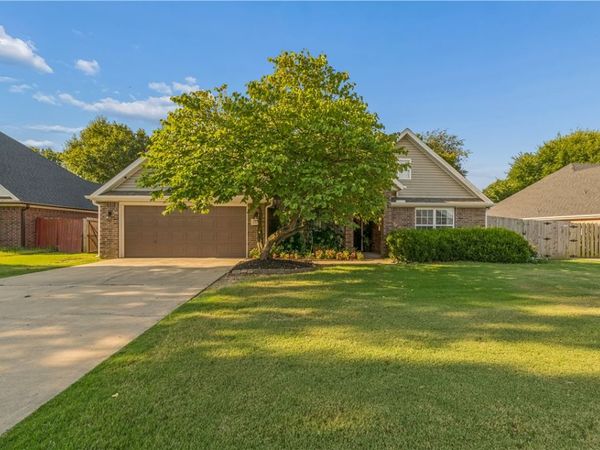 4271 Ravenwood Lane, Springdale, AR 72762
