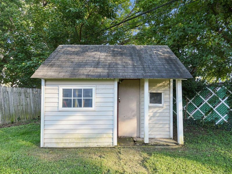 4583 Saint Anthony Lane, Columbus, OH 43213 Photo 29