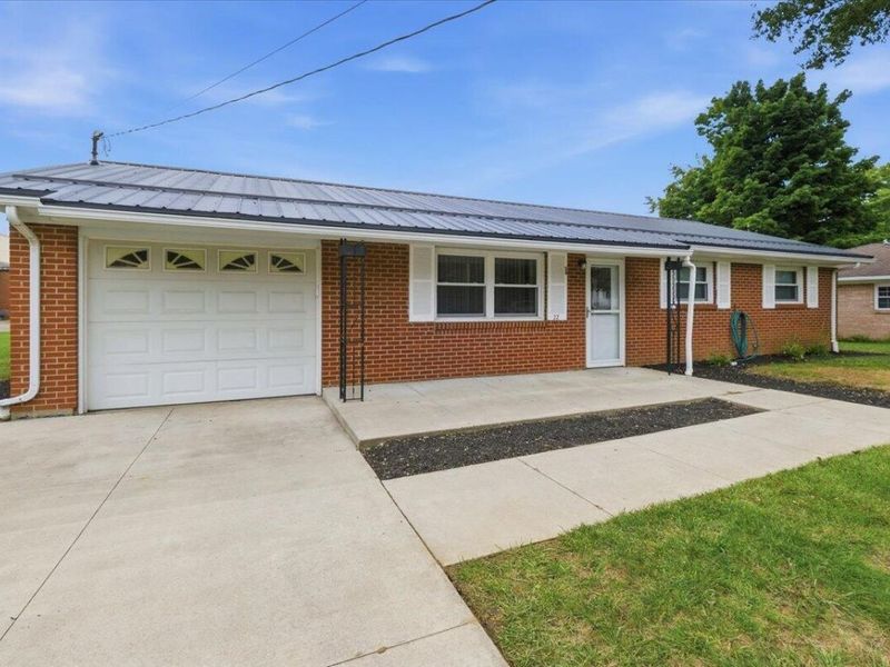 22 Plaza Drive , Mount Vernon, OH 43050 Photo 7