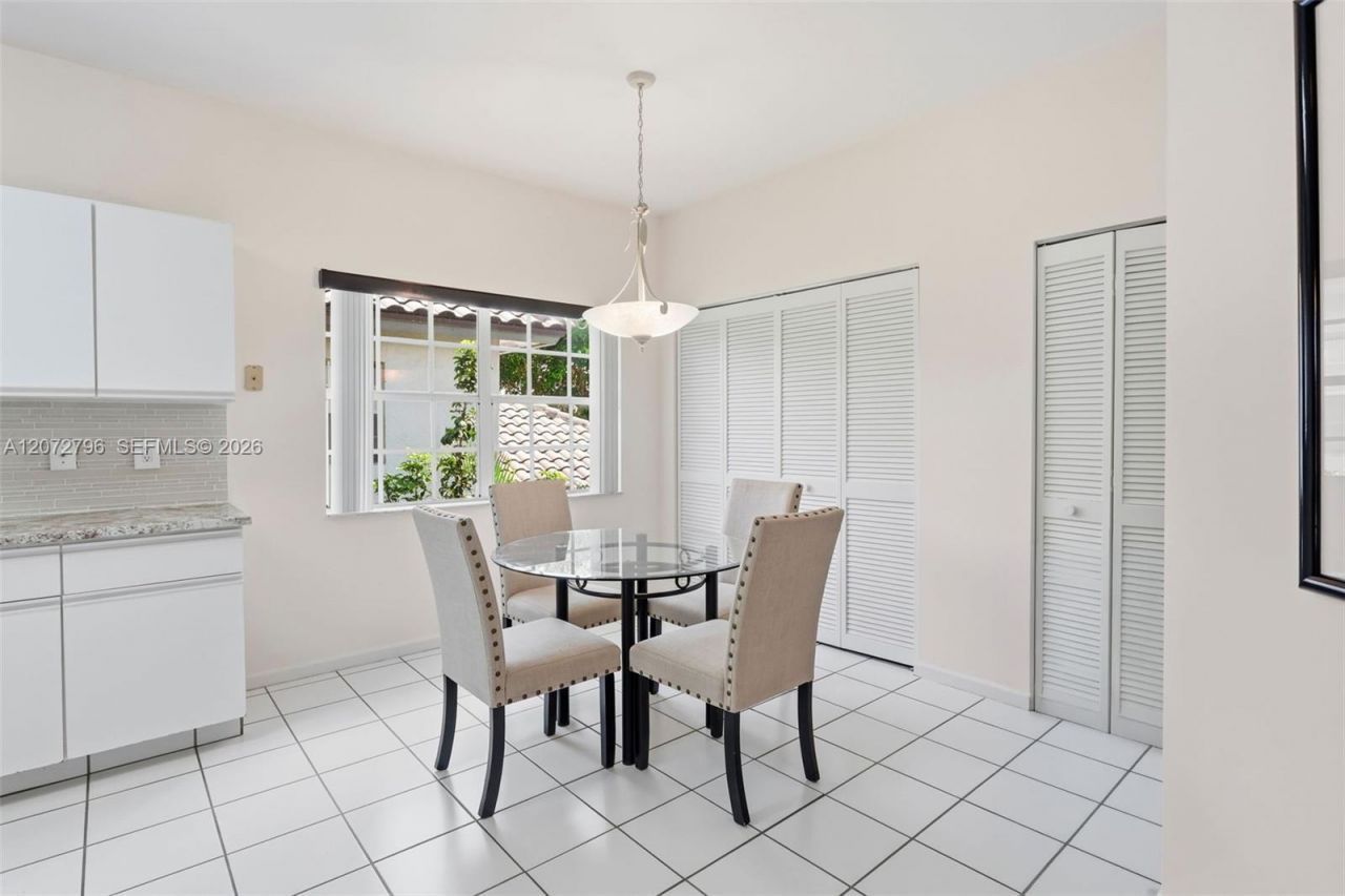 11594 Briarwood Cir , Unit 4, Boynton Beach, FL 33437 Photo