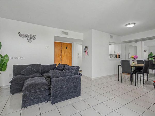 11790 SW 18th St , Unit 524-3, Miami, FL 33175